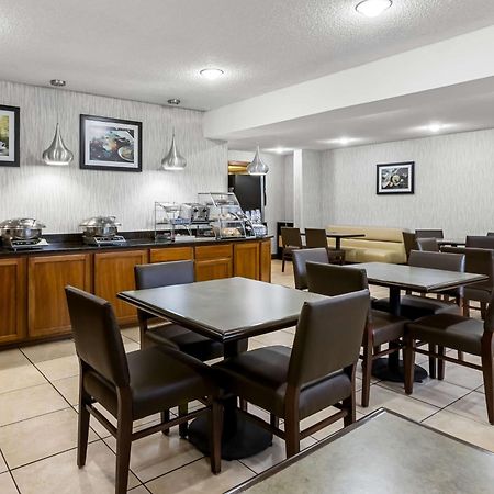 Best Western Гейлорд Екстериор снимка