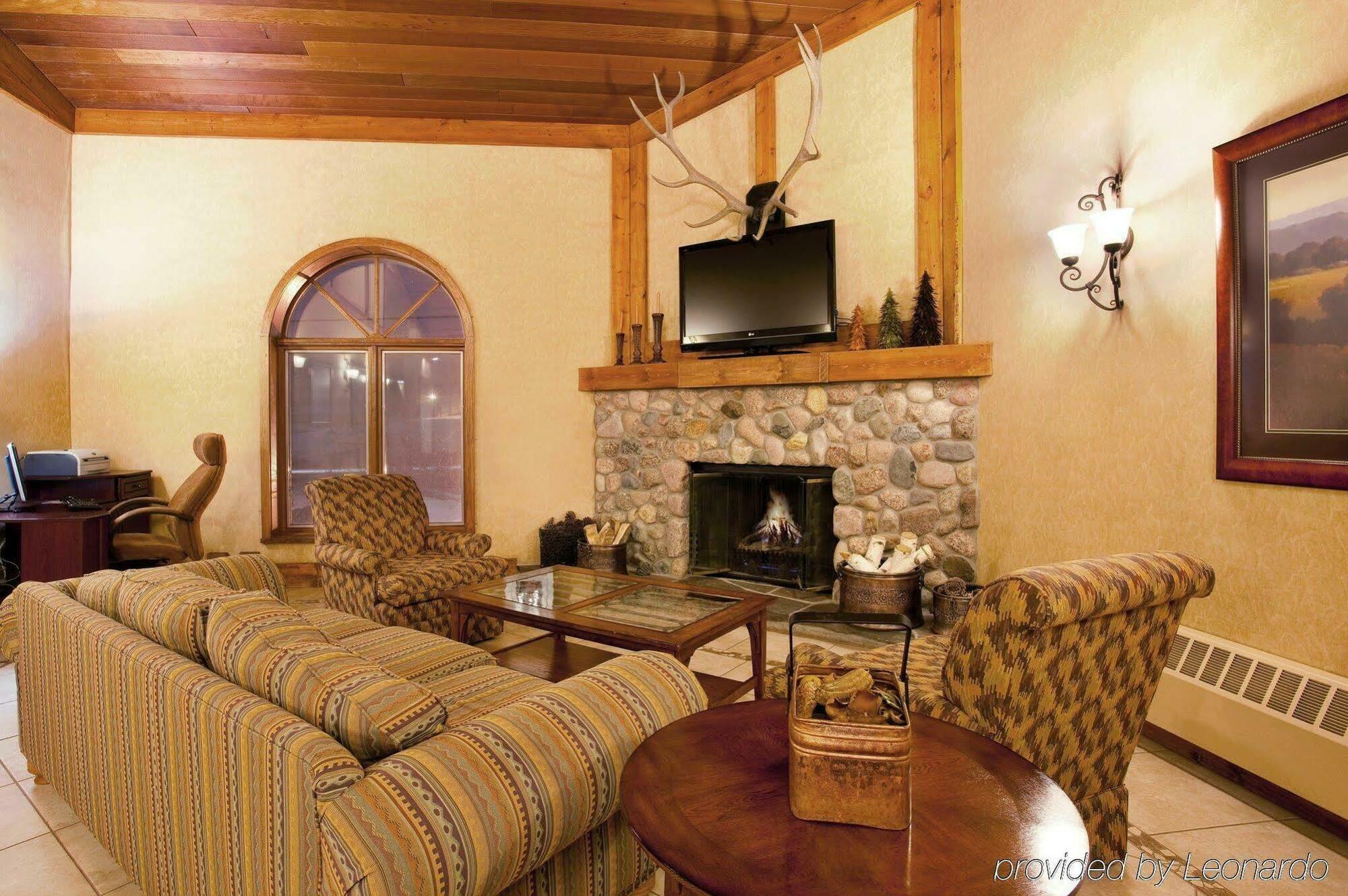 Best Western Гейлорд Екстериор снимка
