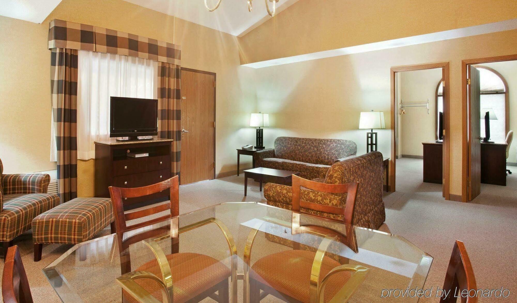 Best Western Гейлорд Екстериор снимка